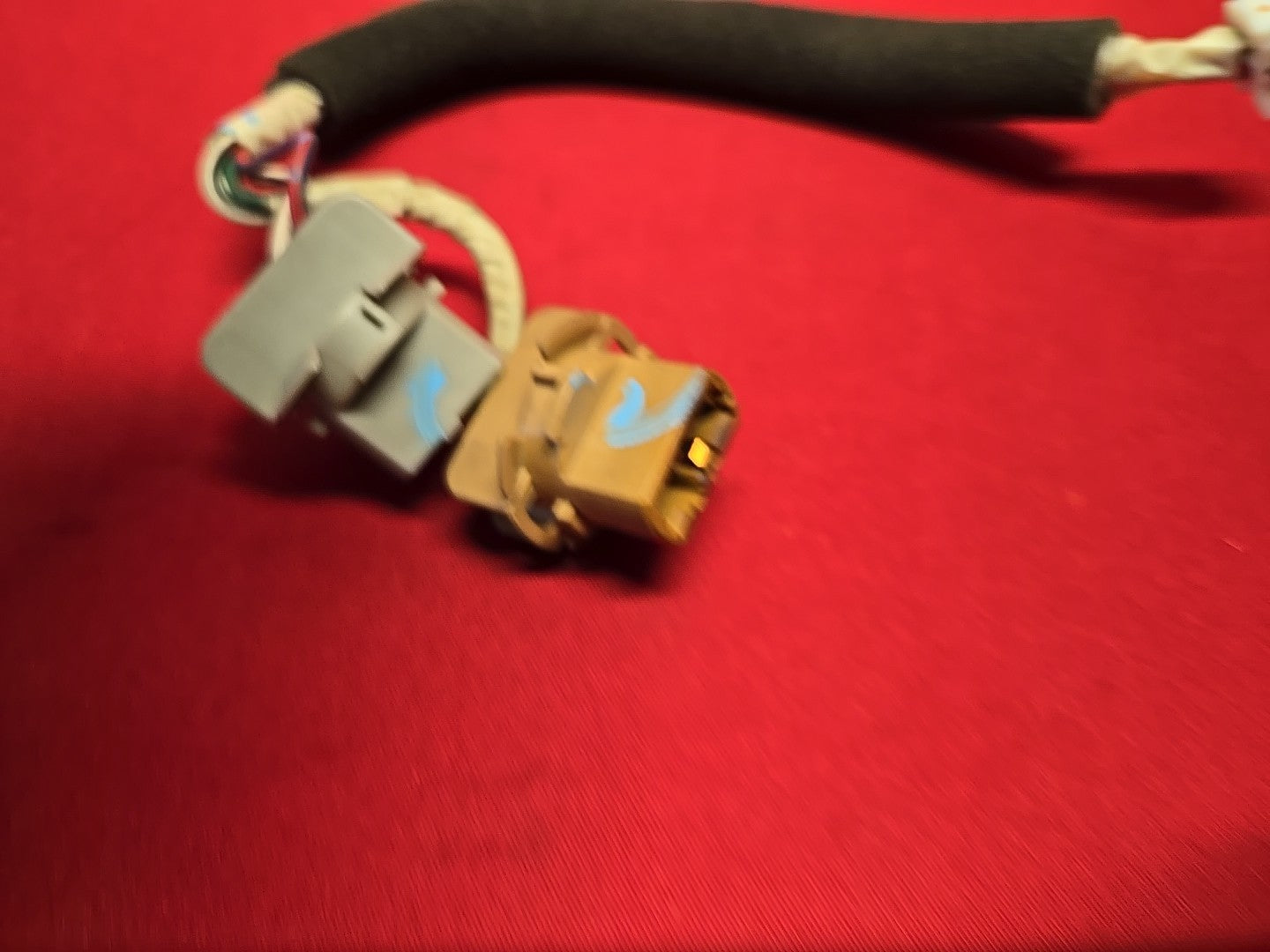 2000-2003 Lexus RX300 Left / Right INNER Backup Tail Light Lamp - WIRING HARNESS