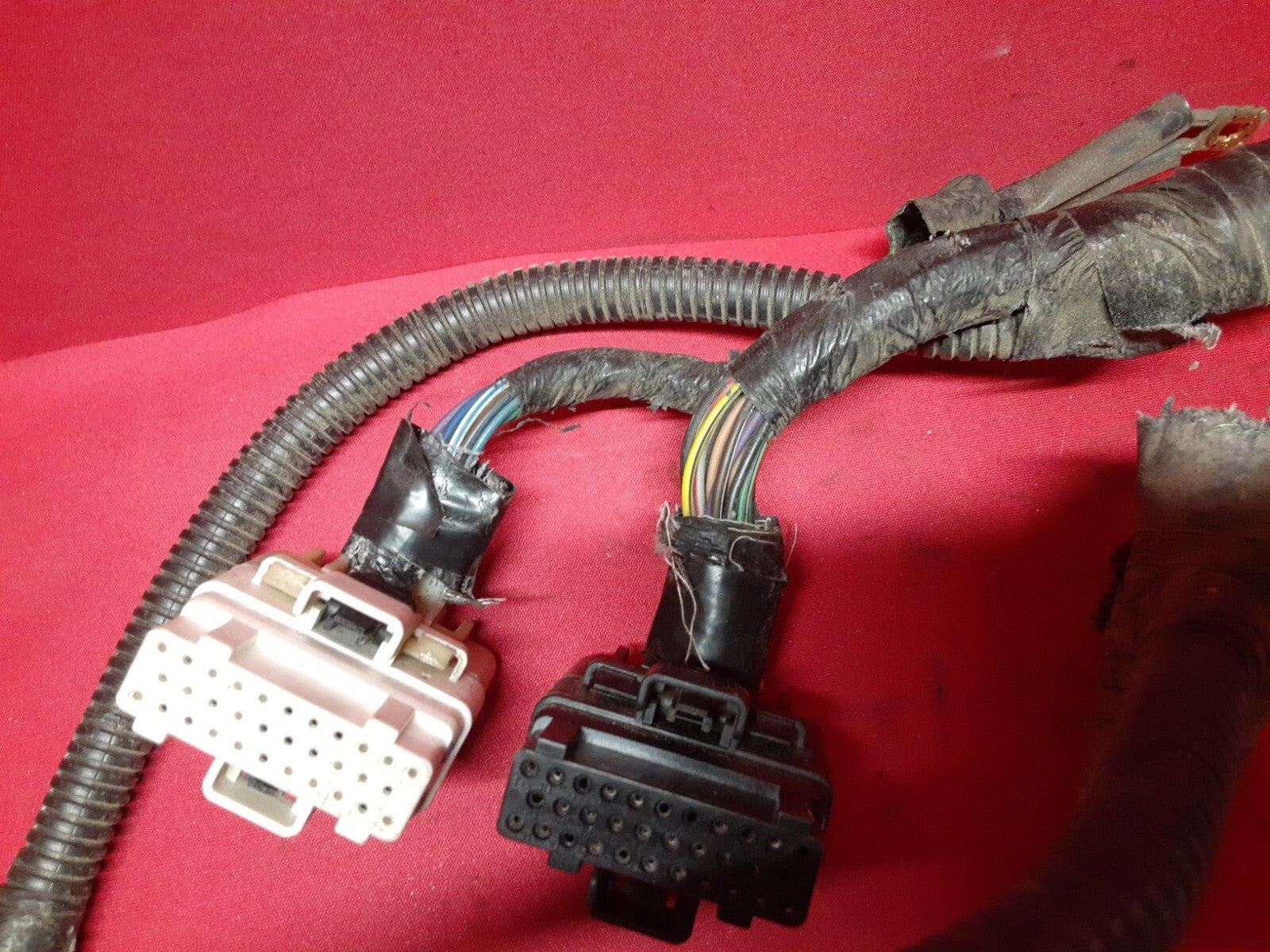 2001 Dodge Dakota MANUAL TRANS Engine Control Module ECM ECU 790232V PIGTAILS