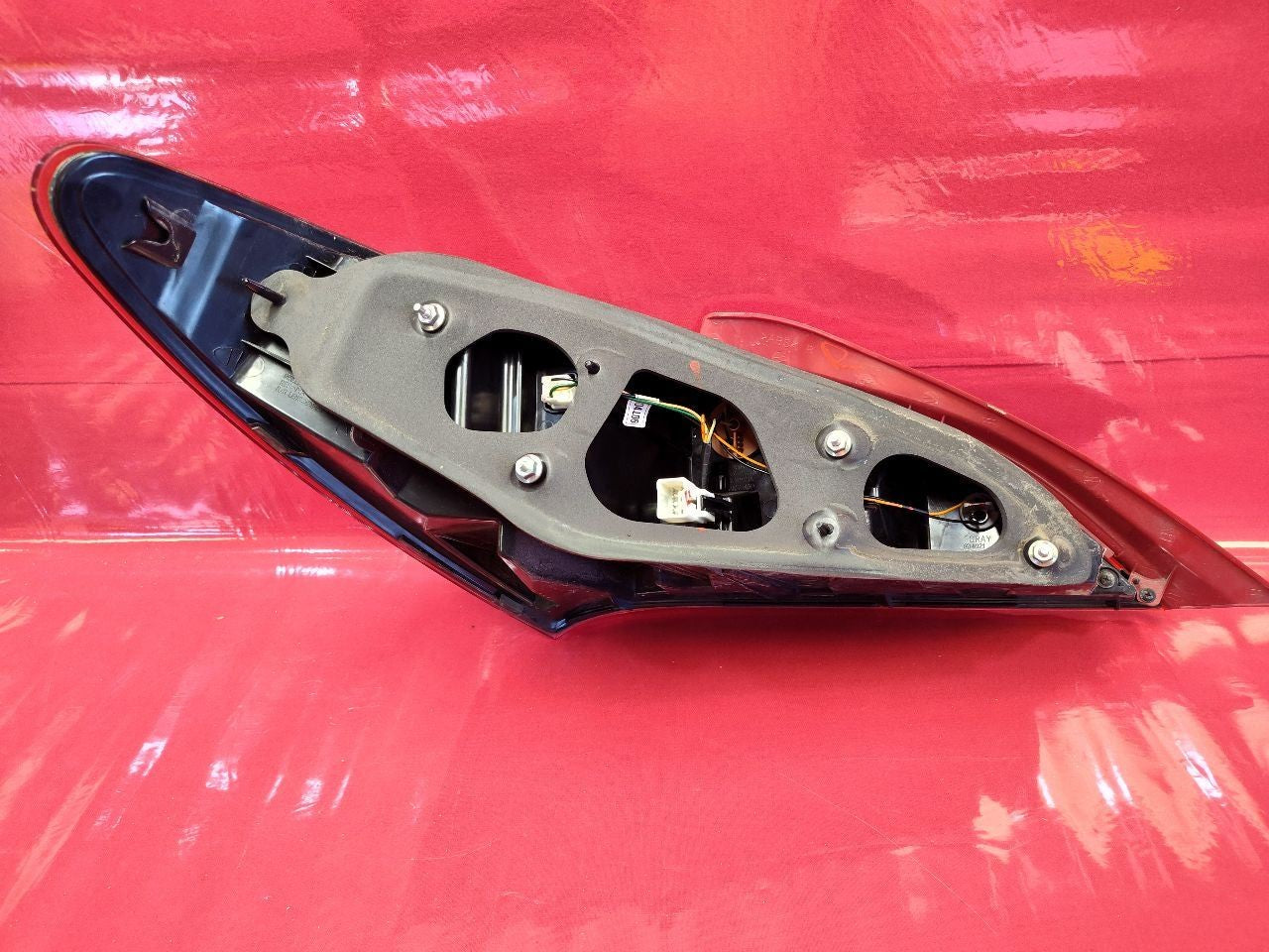 13-16 Hyundai Genesis Coupe RIGHT PASSENGER Combination Tail Light Lamp