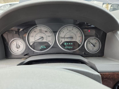 2010 Chrysler Dodge Van V6 A/T Instrument Cluster Speedometer Temp + Compass