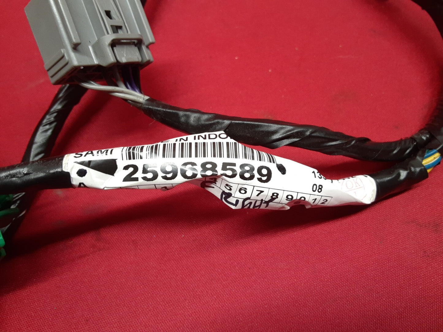 2009 Buick Enclave RIGHT PASSENGER FRONT Door Wiring Harness 25968589