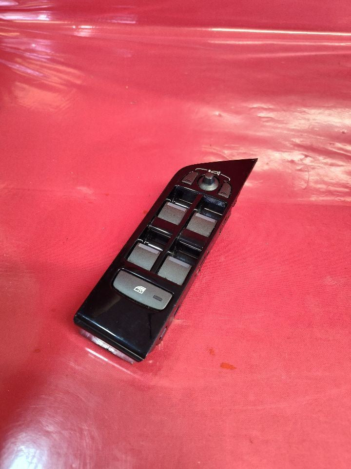 2015-2019 Land Rover Range Rover Evoque LEFT DRIVER Master Window Lock Swtich