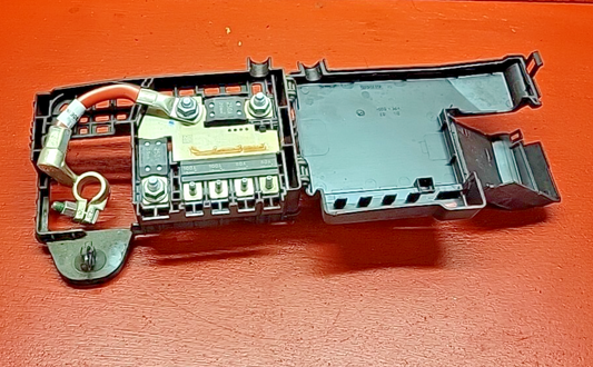 2013 Chevrolet Cruze Positive Battery Fuse Block Unit 96889385