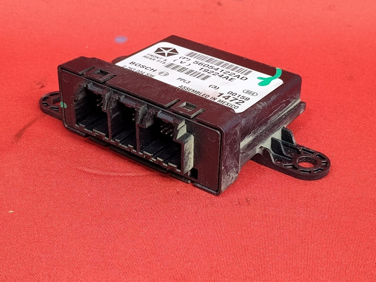 2011-2014 Chrysler 300 Trunk Mounted Parking Aid Park Assist Control Module