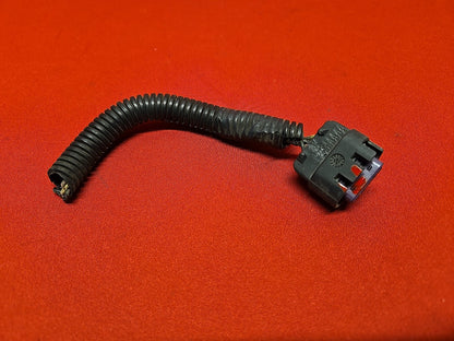 1999-2007 Silverado Sierra Yukon Tahoe Suburban Air Cleaner Box - PIGTAIL WIRE