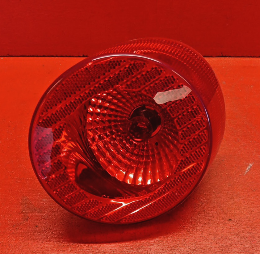 2005-2010 Chevrolet Cobalt Rear Driver Left Tail Lamp Assembly 22751397