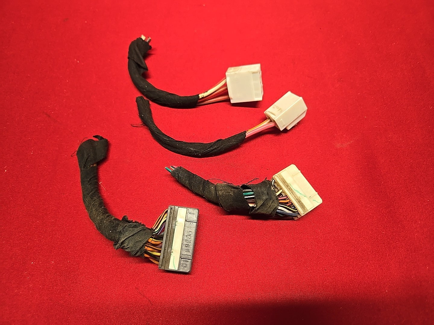 2000 2001 Jeep Grand Cherokee Left Dash Interior Cabin Fuse Box BCM - PIGTAILS