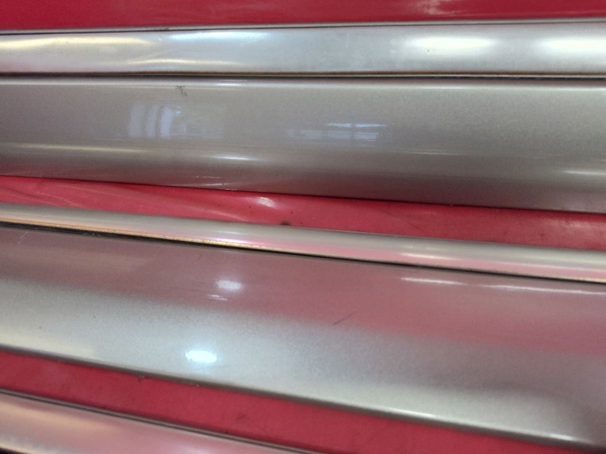 2000-2004 Chevy Suburban Front Rear Door Moulding Trim SET 382E Pewter Metallic