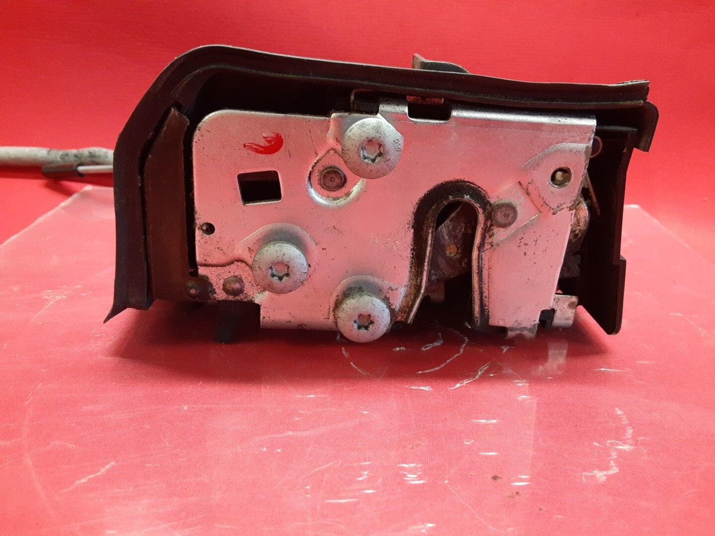 2000-2006 BMW X5 Rear Right Door Lock Latch Actuator 51-22-8-402-602