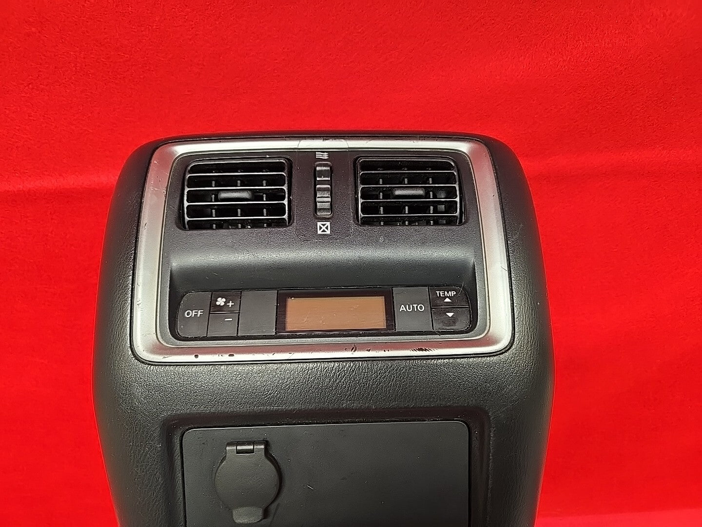 2013-2016 Infiniti JX35 QX60 Center Console Rear Panel W/ Vents Climate Control