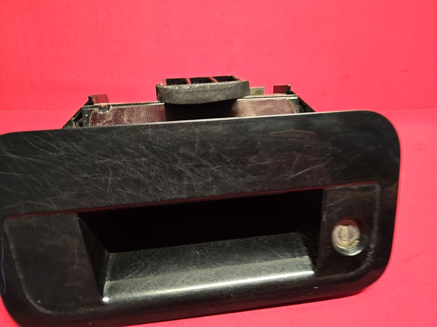 2009 2010 Pontiac Vibe REAR Liftgate Hatch Handle 19U Black Pearl Metallic