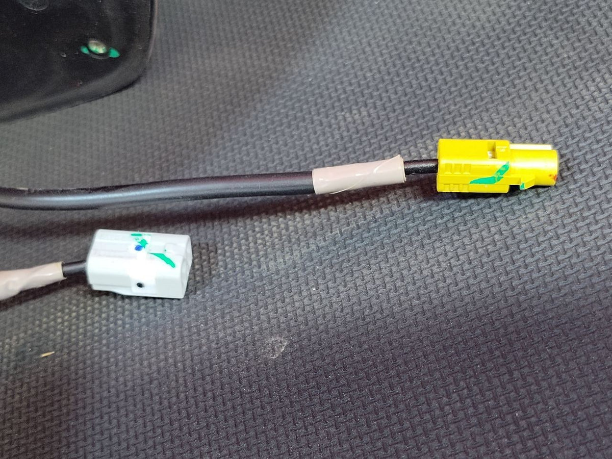 2014 2015 Mazda 3 JAPAN BUILT Roof Shark Fin Antenna WITH Integration 41V