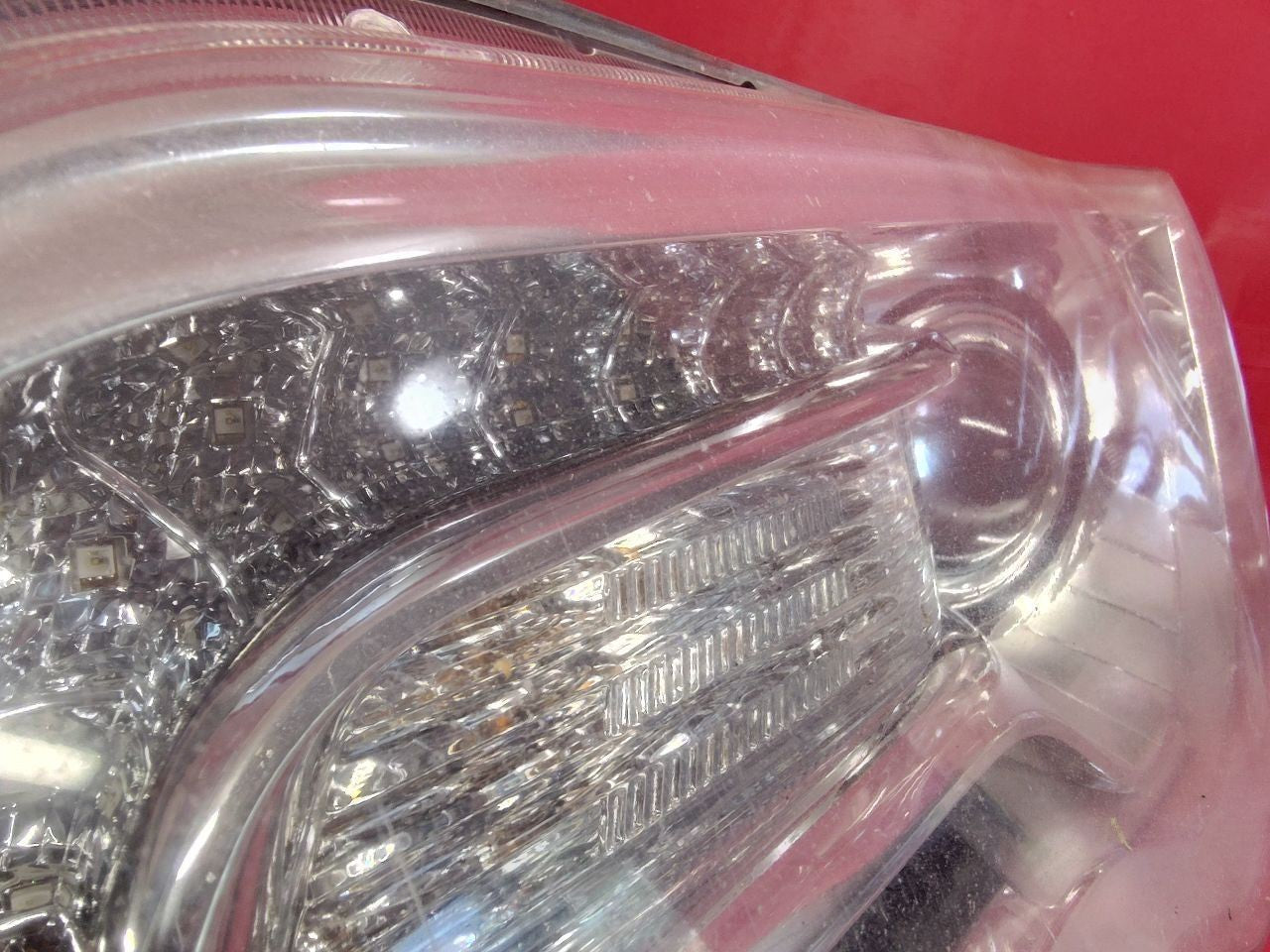 2011-2014 Chrysler 300 LEFT DRIVER Headlight Lamp ADAPTIVE Bi-Xenon HID