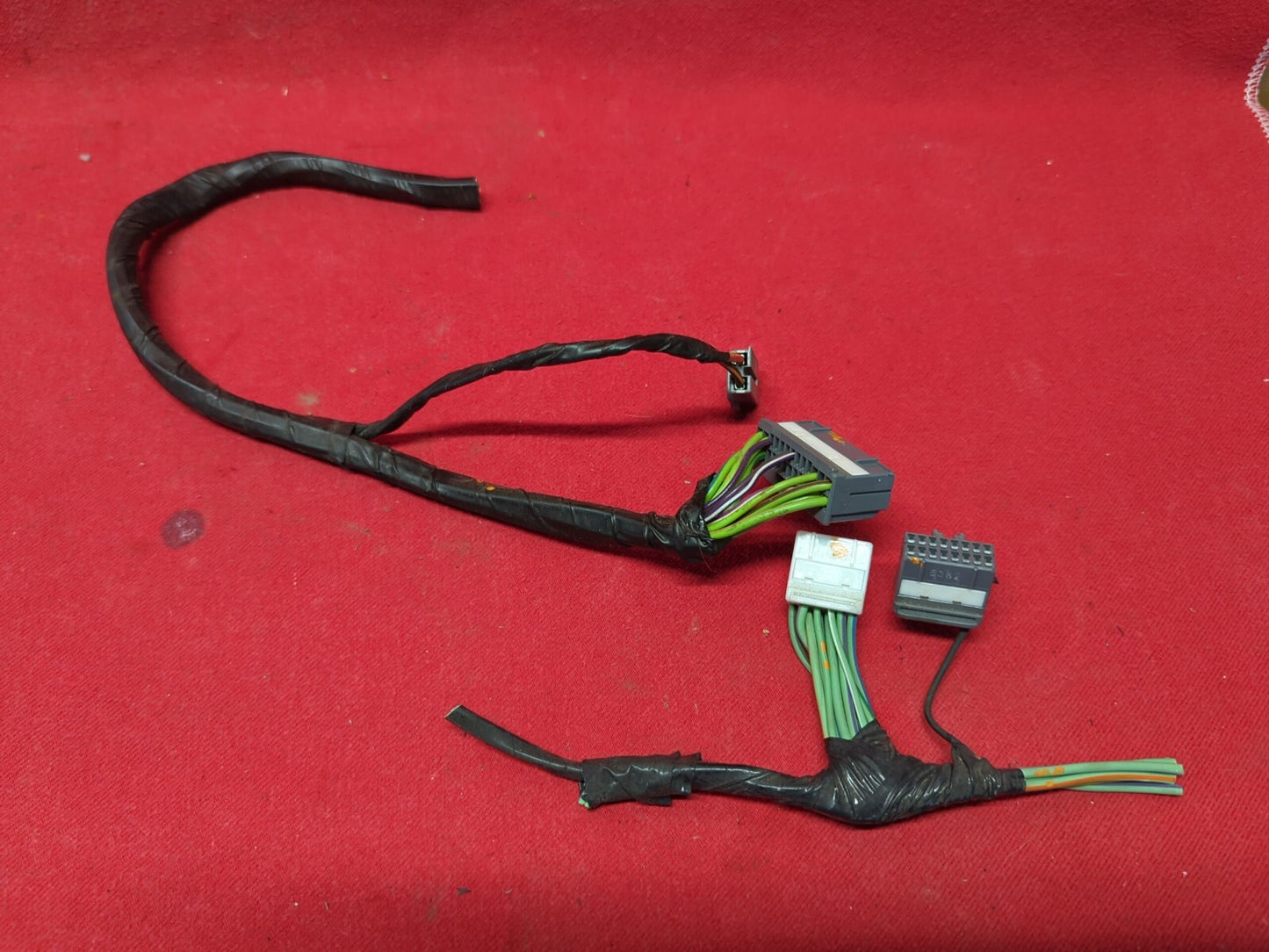 2005 2006 2007 2008 Chrysler Pacifica Seat Memory Module 5082045AC - PIGTAILS