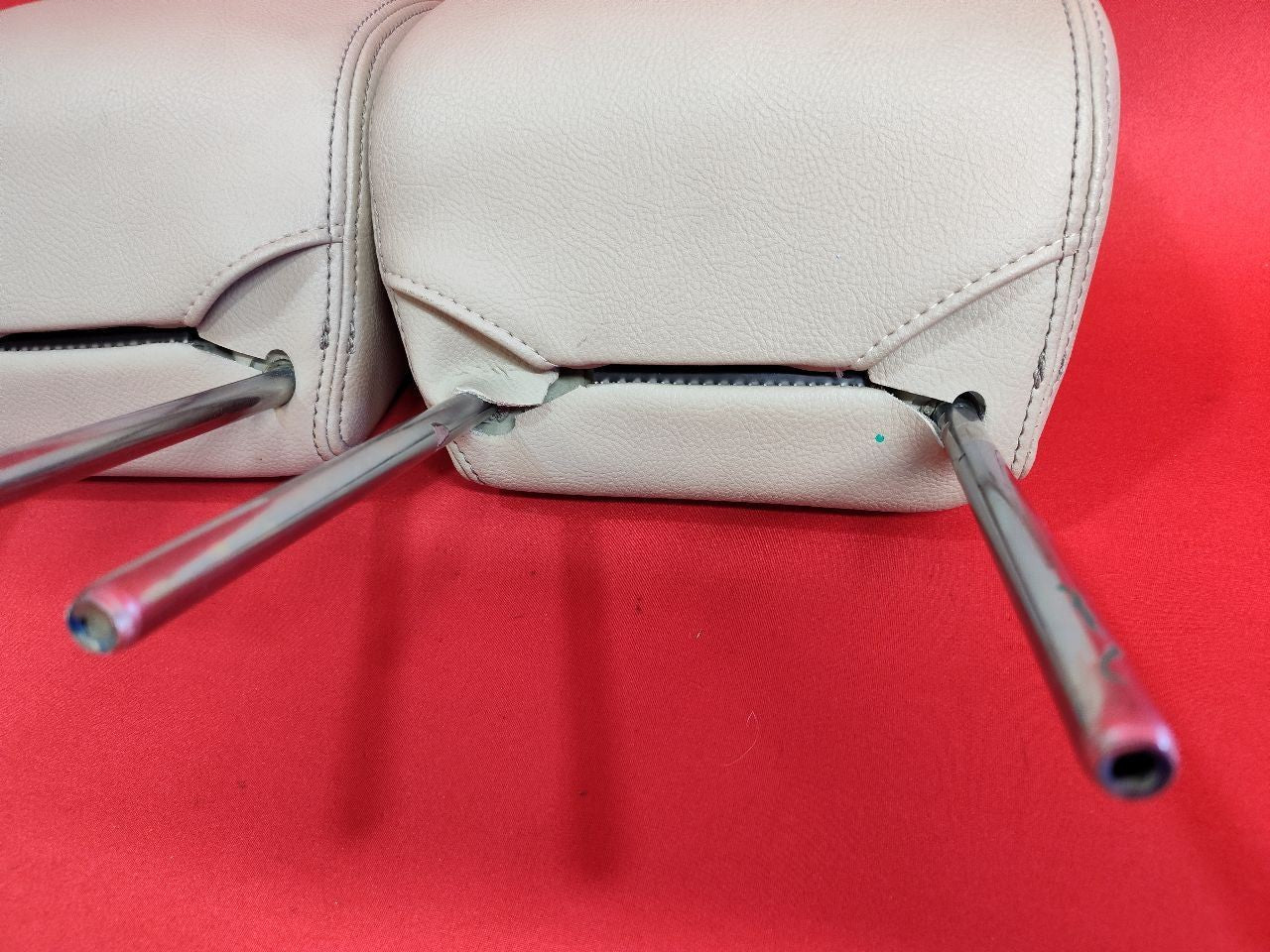 2010-2016 Land Rover LR4 V8 Front Seat Headrest Set Almond TAURUS Leather