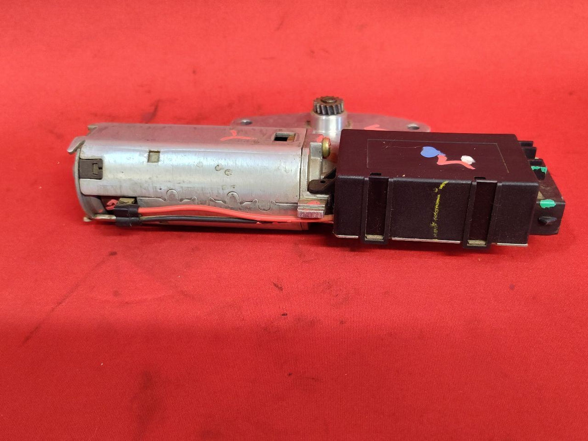 2000-2005 Cadillac Chevy GMC Pickup Truck / SUV Power Sunroof Motor 15163056