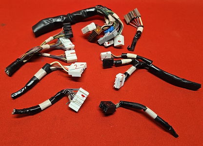 2015 Subaru Legacy Interior Cabin Fuse Box Junction Block Smart Key - PIGTAILS