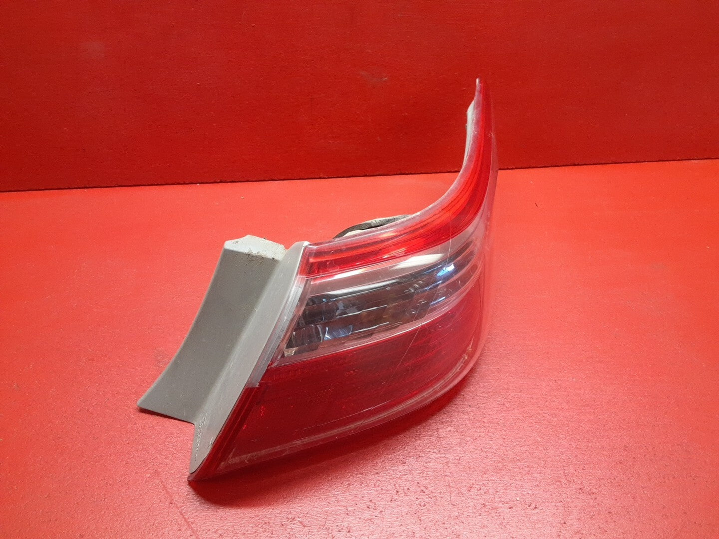 2007 2008 2009 Toyota Camry Rear Right Outer Tail Light Lamp Assembly 8155006240