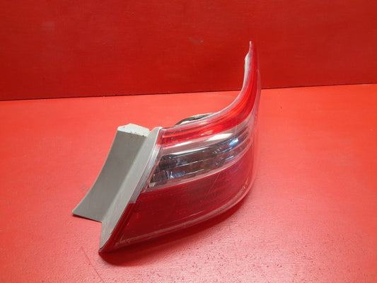 2007 2008 2009 Toyota Camry Rear Right Outer Tail Light Lamp Assembly 8155006240