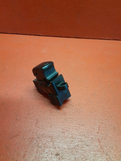 2005 2006 2007 Nissan Pathfinder Xterra Right Rear Window Switch 25411-EA001