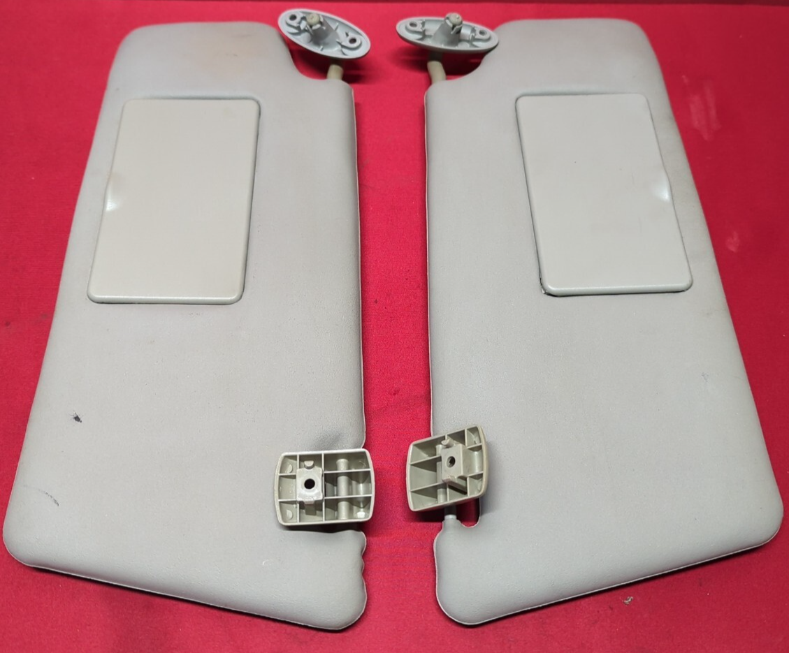 2005 2006 2007 Ford Focus - Sun Visor SET - Left Driver & Right Passenger