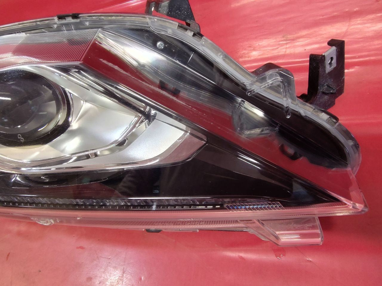 2018 2019 Mitsubishi Eclipse Cross SE SEL Right Passenger Headlight Lamp LED