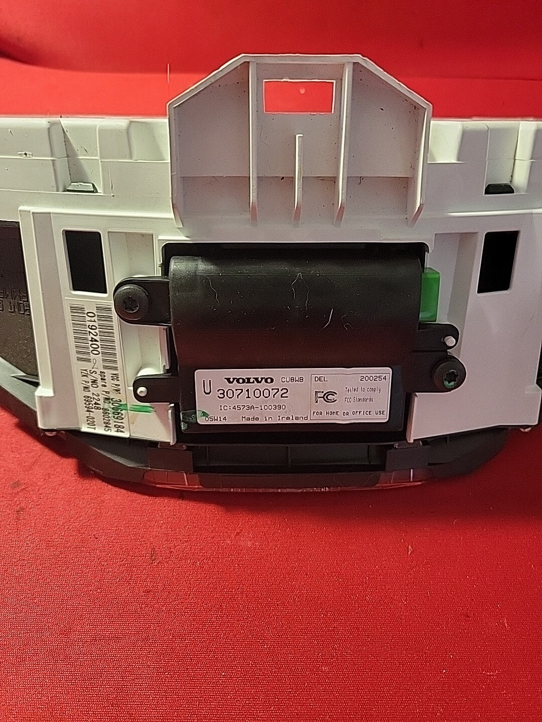 2004 - 2013 Volvo Instrument Cluster Speedometer S40 V 50 C30 C70