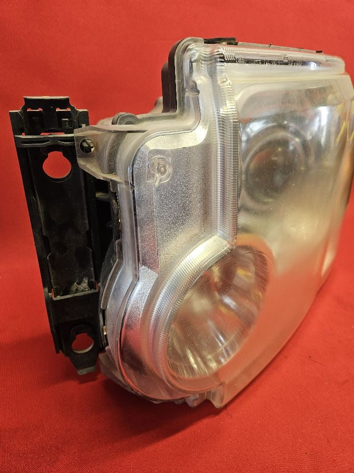2005 - 2009 Land Rover LR3 HSE/SE Left Driver Headlight Lamp BI-XENON HID