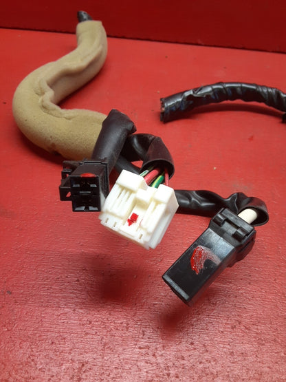 2005 Nissan Pathfinder Cabin Fuse Block Relay PIGTAILS 1564-EA000