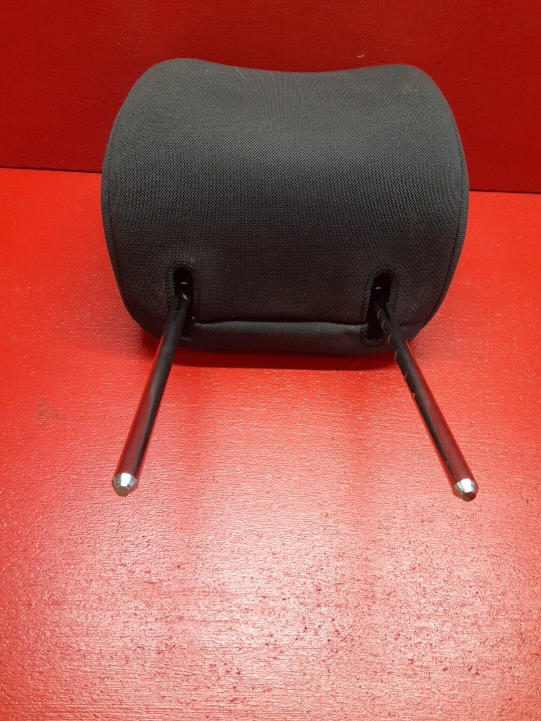 2010 2011 Kia Soul FRONT Headrest Head Rest Pair Black Cloth