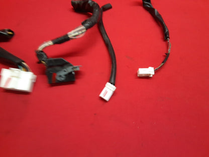 2005-2012 Nissan Xterra Center Radio Trim Climate Control PIGTAILS 68260-EA102
