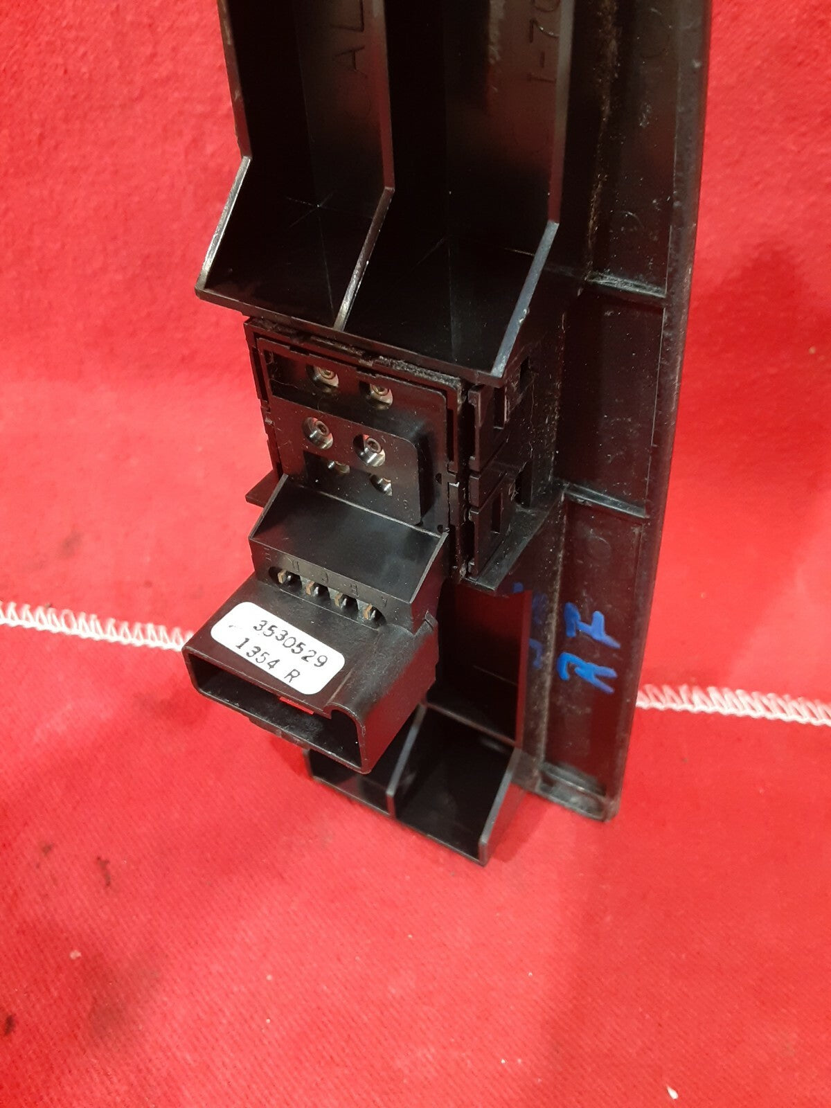 1992 1993 1994 1995 Cadillac Seville PASSENGER FRONT Window Switch 3530529