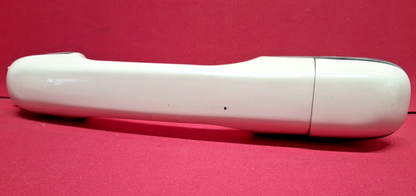 1998 1999 Volvo S70 V70 OUTER LEFT REAR DRIVER Door Handle - 189 Polar White