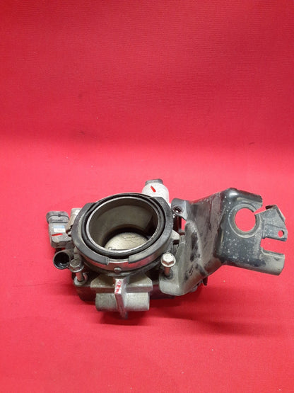 1999 GM Cavalier Sunfire 2.4L Throttle Body Assembly 17113584