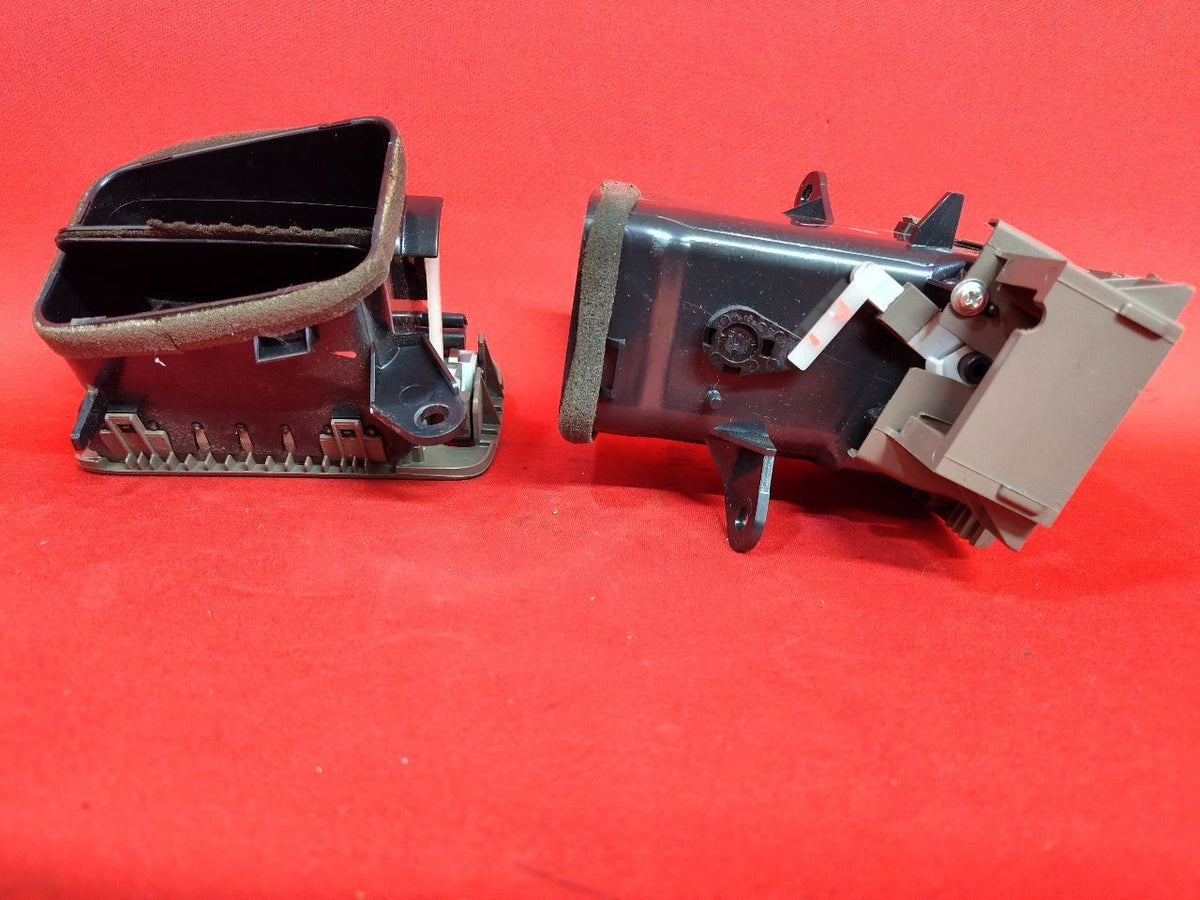 1998-2005 Lexus GS300 / 01-05 GS430 Left Right Dash Air Vent Register SET