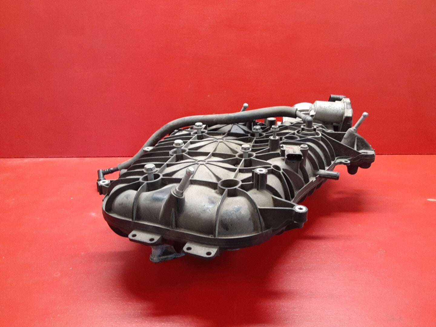 2011-2017 GM Multi Vehicle 3.6L Intake Manifold Upper Lower Assembly 12633365