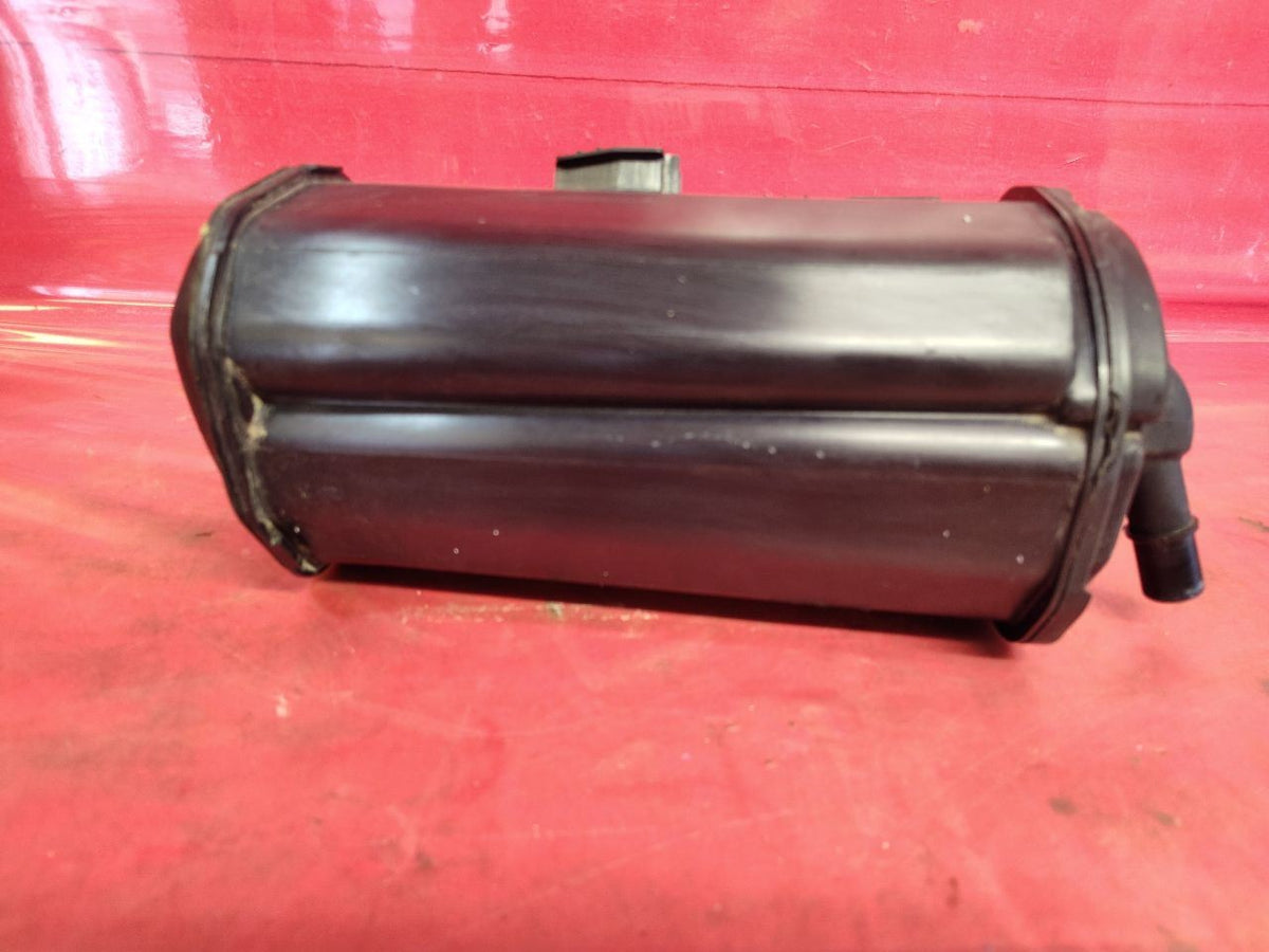 2007-2017 Mercedes C-Class Evaporative Emissions Fuel Vapor Charcoal Canister