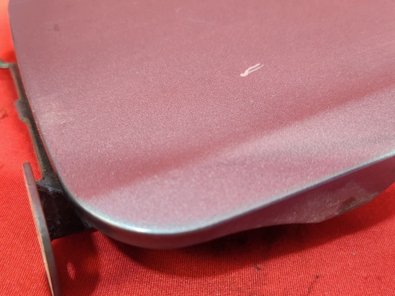 2000-2004 Subaru Legacy / Outback WAGON Fuel Filler Door Lid Wintergreen Met.