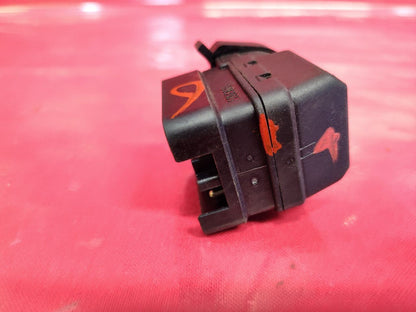 02-08 Mini Cooper Base / S Coupe / Convertible Steering Column Ignition Switch