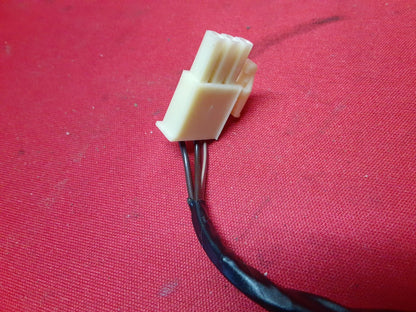 GM / CADILLAC Stereo Radio Receiver 15208056, 28017550, 28017553  PIGTAIL