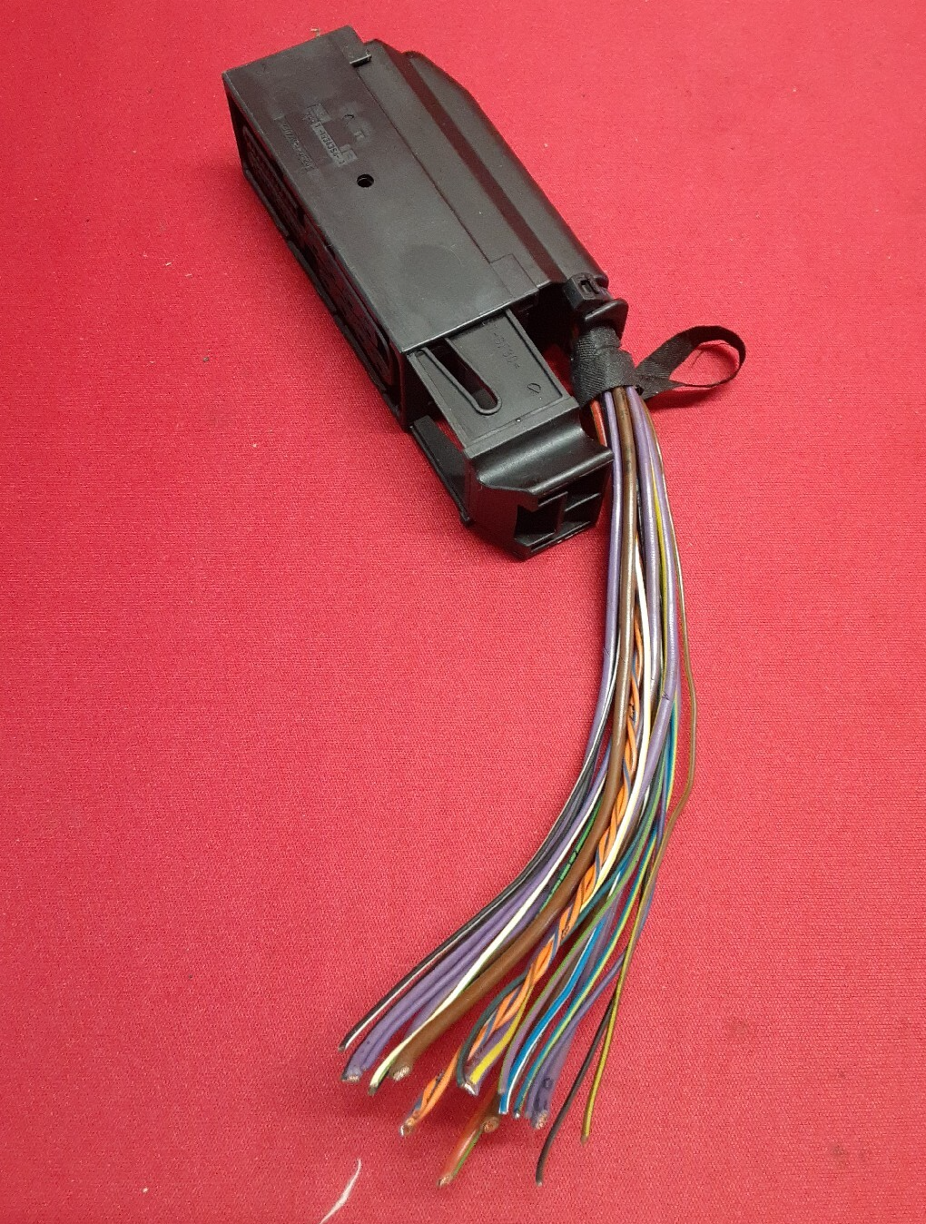 2009 - 2015 VW / 2015 - 2018 Audi Q3 Parking Brake Control Module   PIGTAIL ONLY