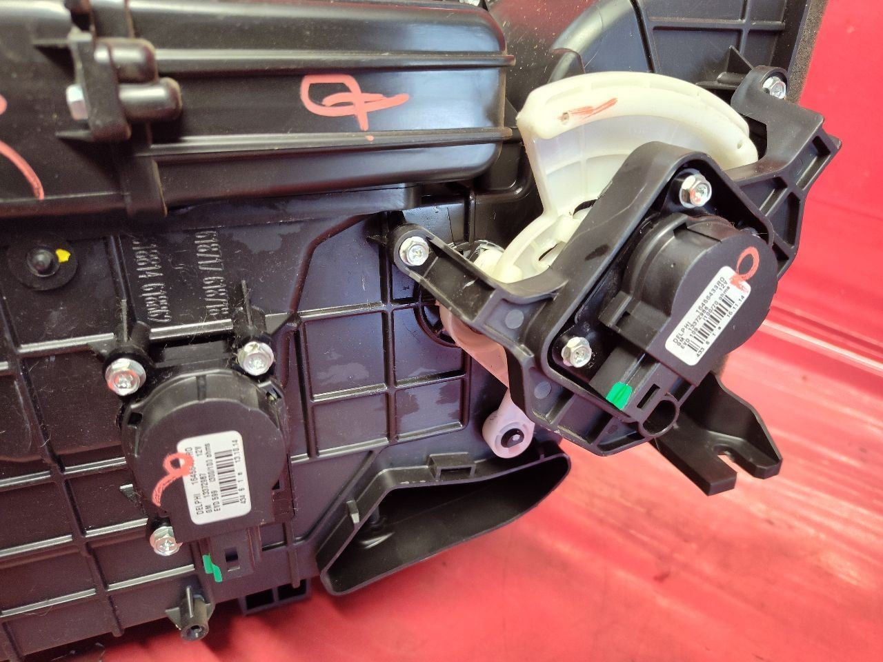 2015 Chevy Spark Electric EV HVAC Heater Box Blower Housing Unit 94524457 - 69k