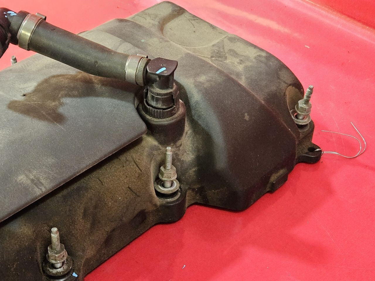 2006-2009 Range Rover / Sport 4.2L LEFT DRIVER Cylinder Head Rocker Valve Cover