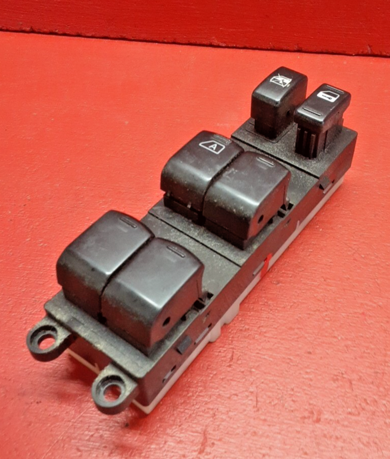 2005 2006 2007 Nissan Pathfinder Front Left Master Window Switch 25401-9W100