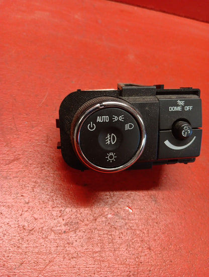 2007-2017 GMC Acadia Headlamp Switch Assembly 25822151