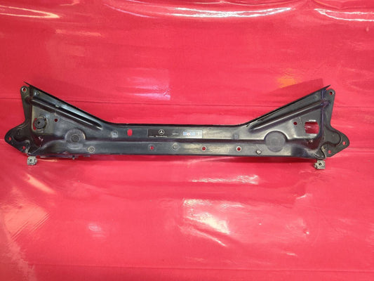 2006-2011 Mercedes CLS-Class V8 Center Upper Radiator Support Tie Bar Bracket