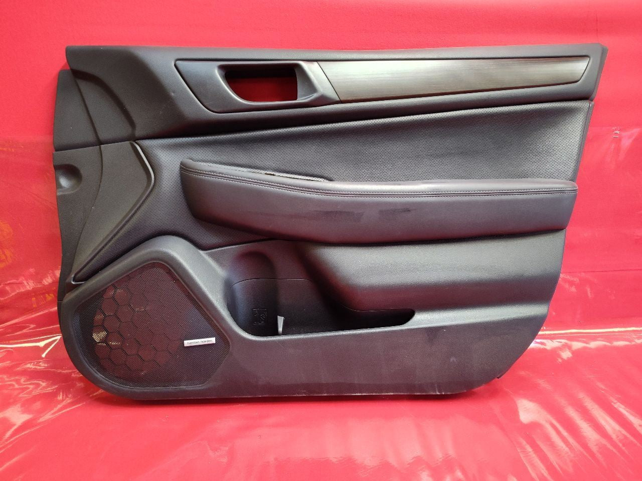 15-16 Subaru Legacy Outback FRONT PASSENGER Door Interior Trim Panel Leather