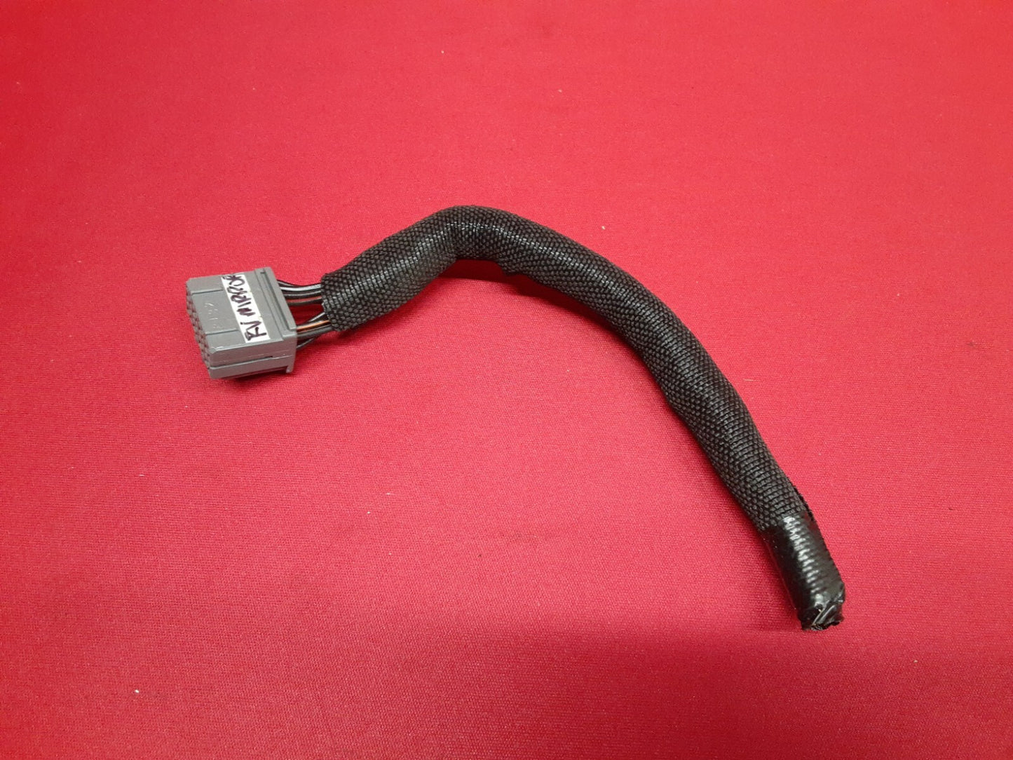 2008 - 2011 Dodge Chrysler Jeep Interior Rearview Mirror 68020439AC  PIGTAIL