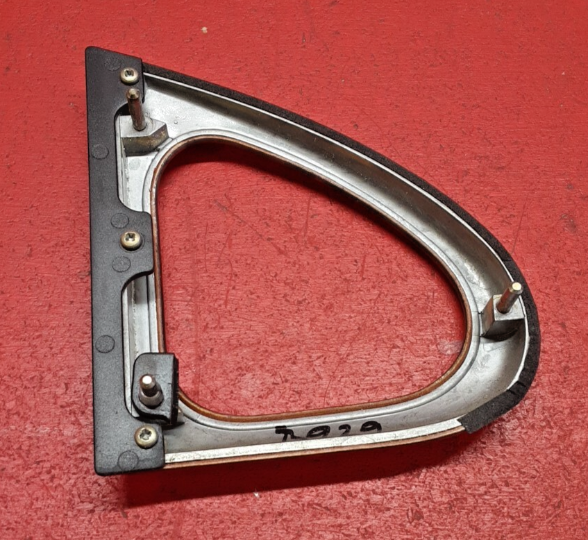 2000-2005 Jaguar XK8 XKR Left Driver Side HVAC Vent Trim Bezel Wood GJD6927BB