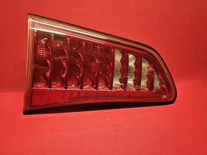 2011-2013 Infiniti QX56 / 2014 QX80 Liftgate Mounted RIGHT PASSENGER Tail Light